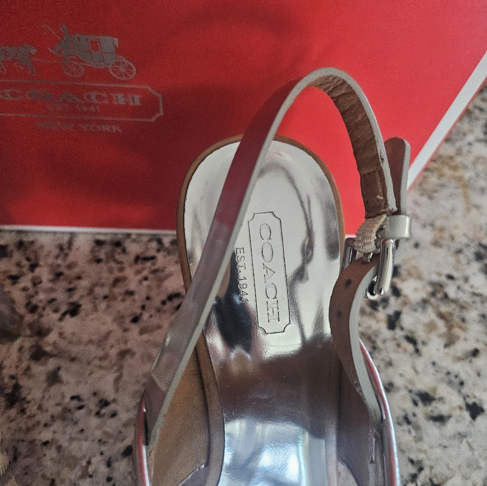 Coach Steffi Platform Sandals - Picture 3 of 12